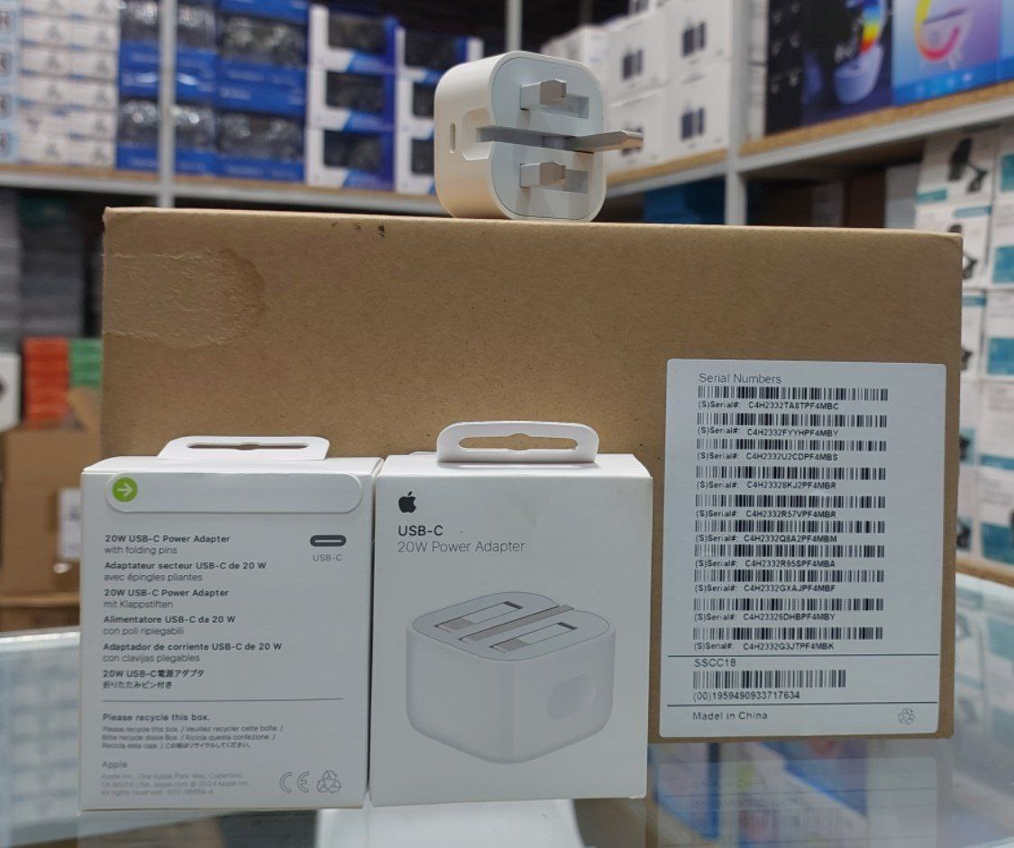 شارژر دیواری اپل ۲۰ وات اورجینال USB-C با پین تاشو